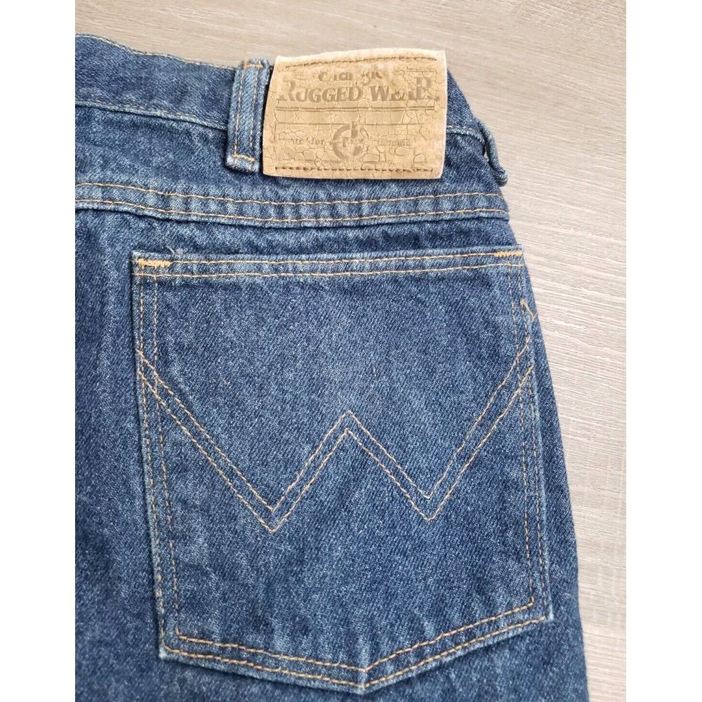 Vintage Wrangler Rugged Wear Mens Blue Jeans Size 38x34 Straight Fit USA - Picture 2 of 7